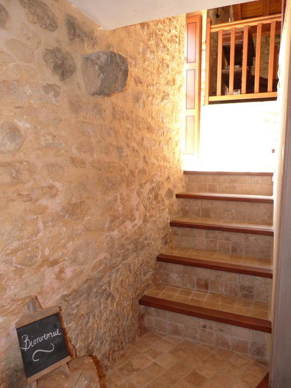 Charmante Maison Troglodyte Vitrac  Εξωτερικό φωτογραφία