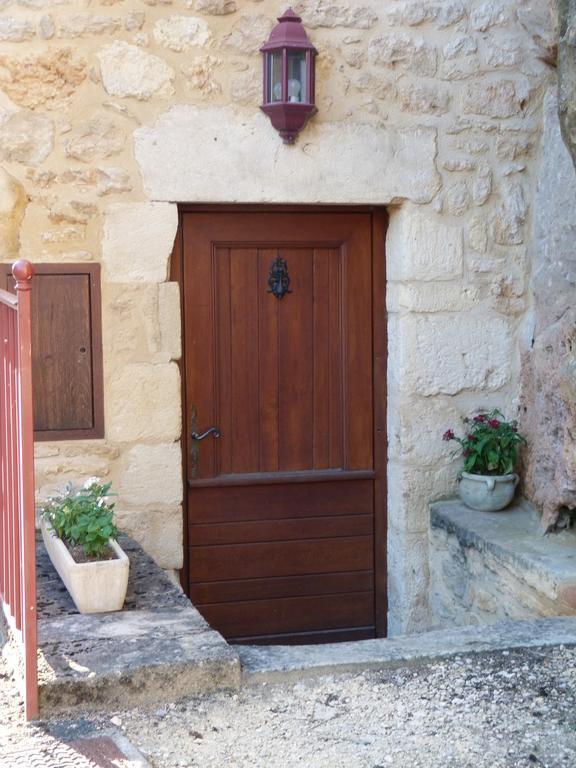 Charmante Maison Troglodyte Vitrac  Εξωτερικό φωτογραφία