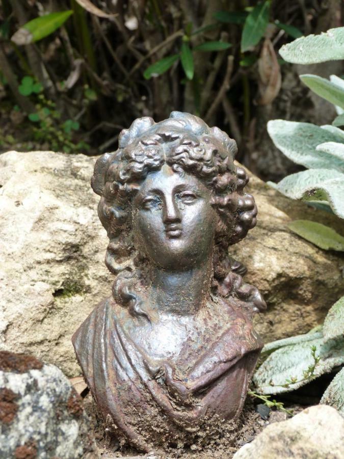 Charmante Maison Troglodyte Vitrac  Εξωτερικό φωτογραφία